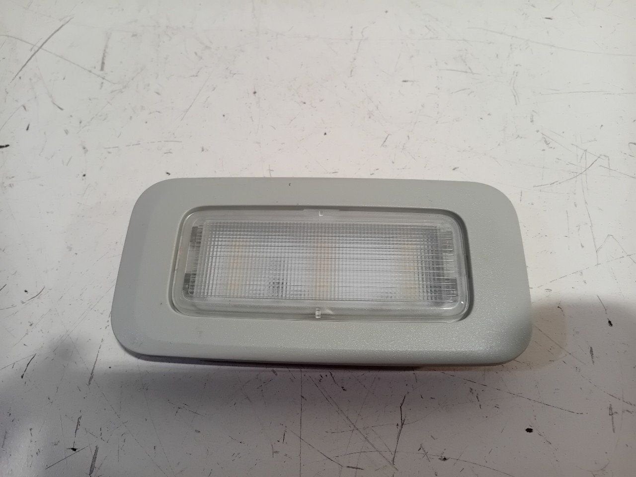 Binnenverlichting Volkswagen Transporter, Onderdelen@venauto.nl, Van der Ven Autorecycling B.V., Gebruikt, Ettenseweg 76, 4706 PB Roosendaal, The Netherlands