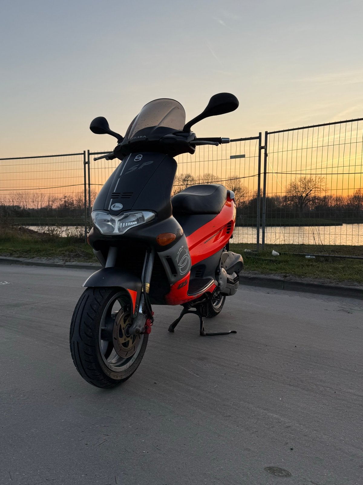 Gilera Runner SP 172cc Fluo Rosso A1, Ophalen, Tweetakt, Gebruikt, Overige modellen