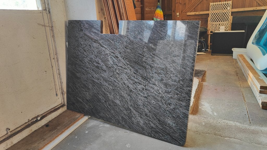 Gepolijst graniet blad/plaat 130 x 95 x 3,5, Doe-het-zelf en Verbouw, Platen en Panelen, Ophalen, Zo goed als nieuw, Overige materialen