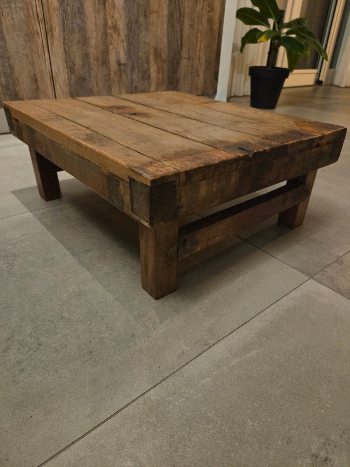 hardhouten salontafel bijzettafel vintage  houten tafeltje, Ophalen, Vierkant