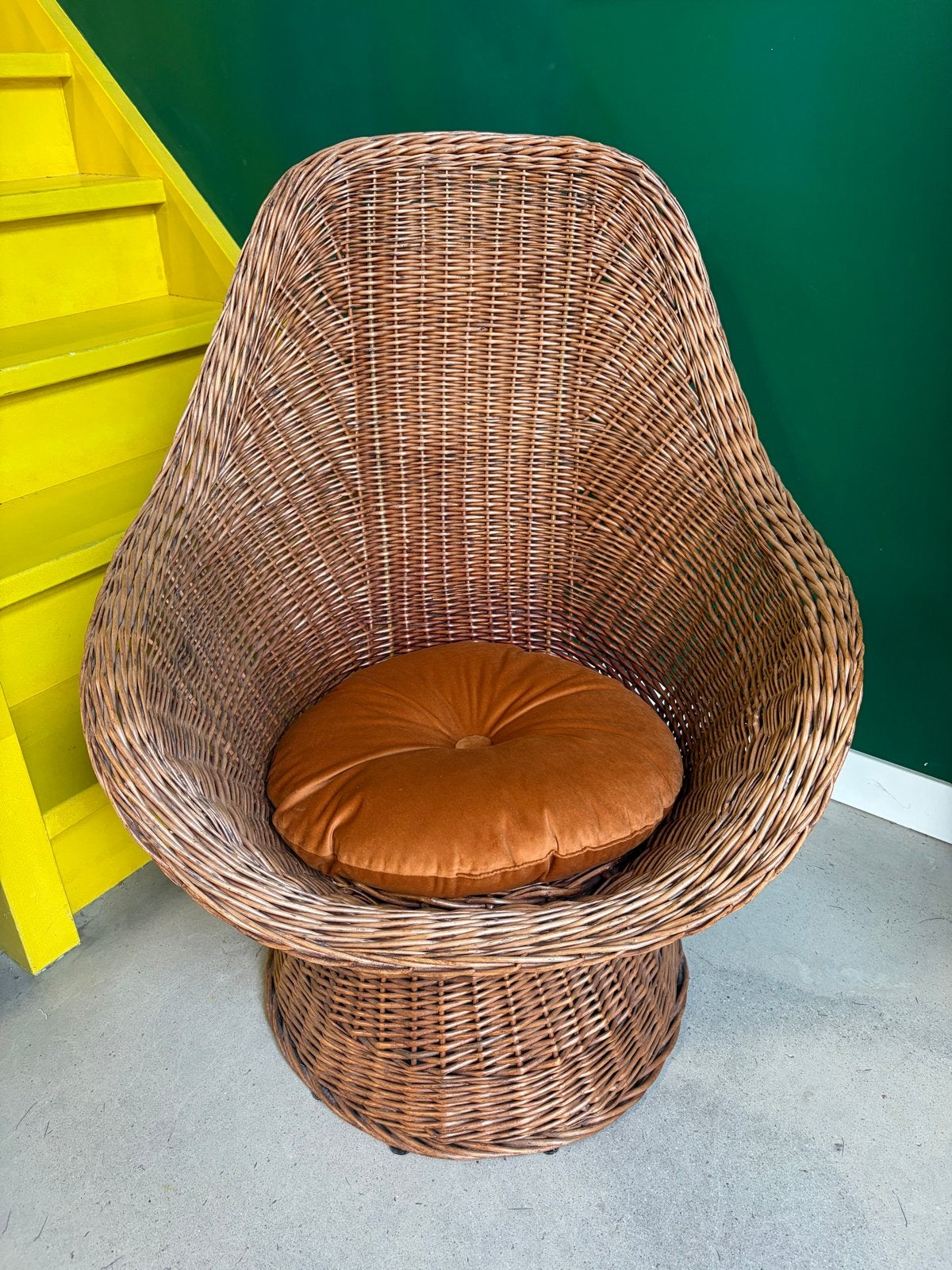 Vintage Rotan Stoel met Kussen, Huis en Inrichting, Ophalen, Bruin, Riet of Rotan, Zo goed als nieuw