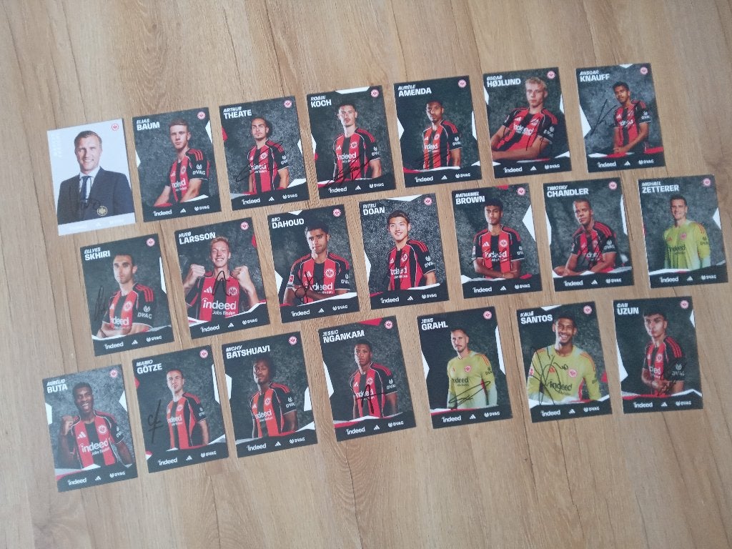 Gesigneerde 2025-2026 spelerskaarten van Eintracht Frankfurt, Verzamelen, Ophalen of Verzenden, Nieuw, Buitenlandse clubs, Spelerskaart