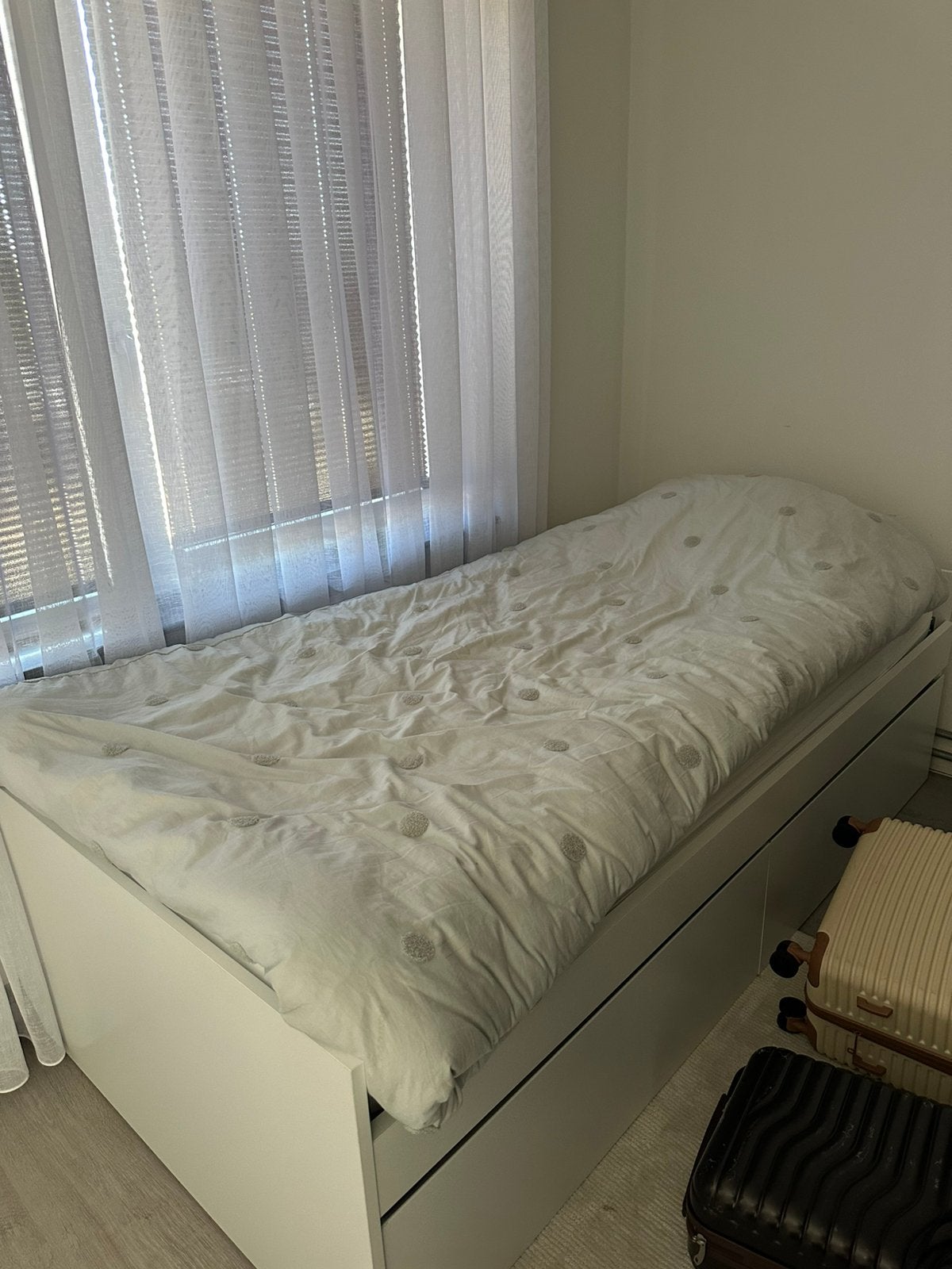1 persoons bed (nieuw van de jysk) uitschuifbaar, Ophalen, 90 cm, Eenpersoons, Wit
