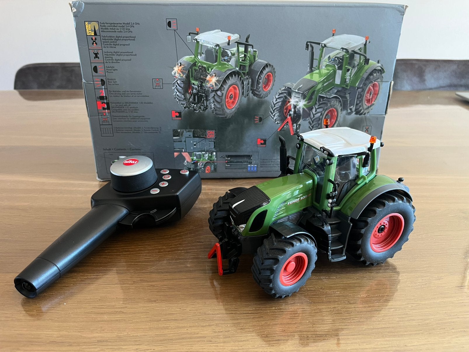 Fendt 939 trekker Siku Control 6880, Hobby en Vrije tijd, Ophalen of Verzenden, Nieuw, Tractor of Landbouw, SIKU