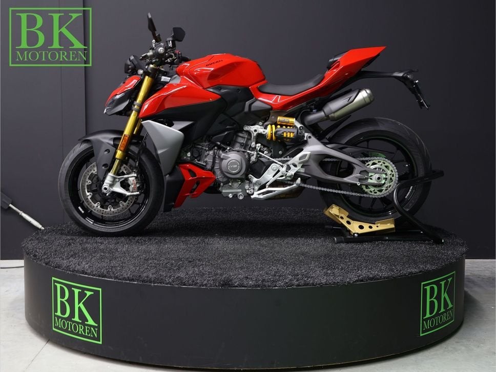 *VERKOCHT* DUCATI STREETFIGHTER V2 S | BTW Motor, DUCATI, 2 cilinders, 890 cc, Motorrijbewijs A