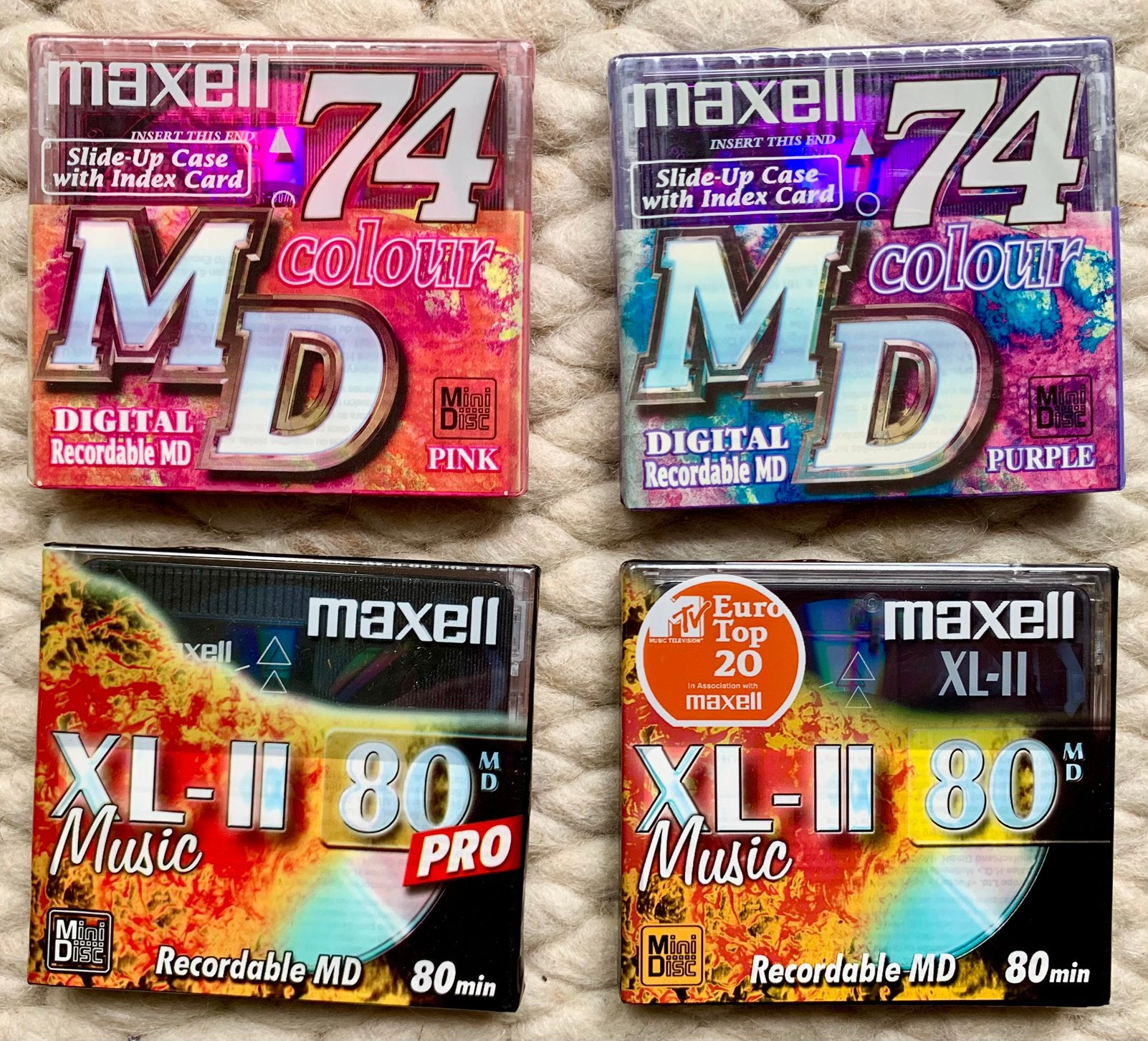 NOS Maxell XL-II 80 MD 74 Colour minidiscs XLII PRO minidisc, Ophalen of Verzenden, Minidisc-recorder, Maxell, Maxell Europe Limited. Botanica Ditton Park, Riding Court Road,  Datchet, Slough,  Berkshire England SL3 9LL