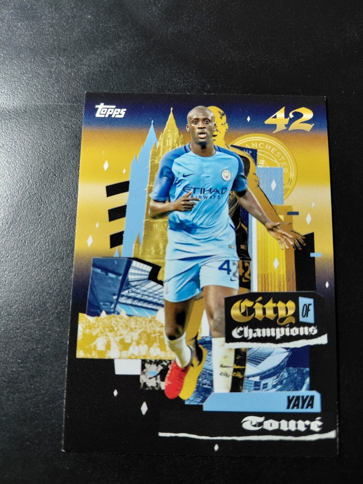 Yaya toure (manchester city) topps city champions, Verzenden, Nieuw, Buitenlandse clubs, Spelerskaart