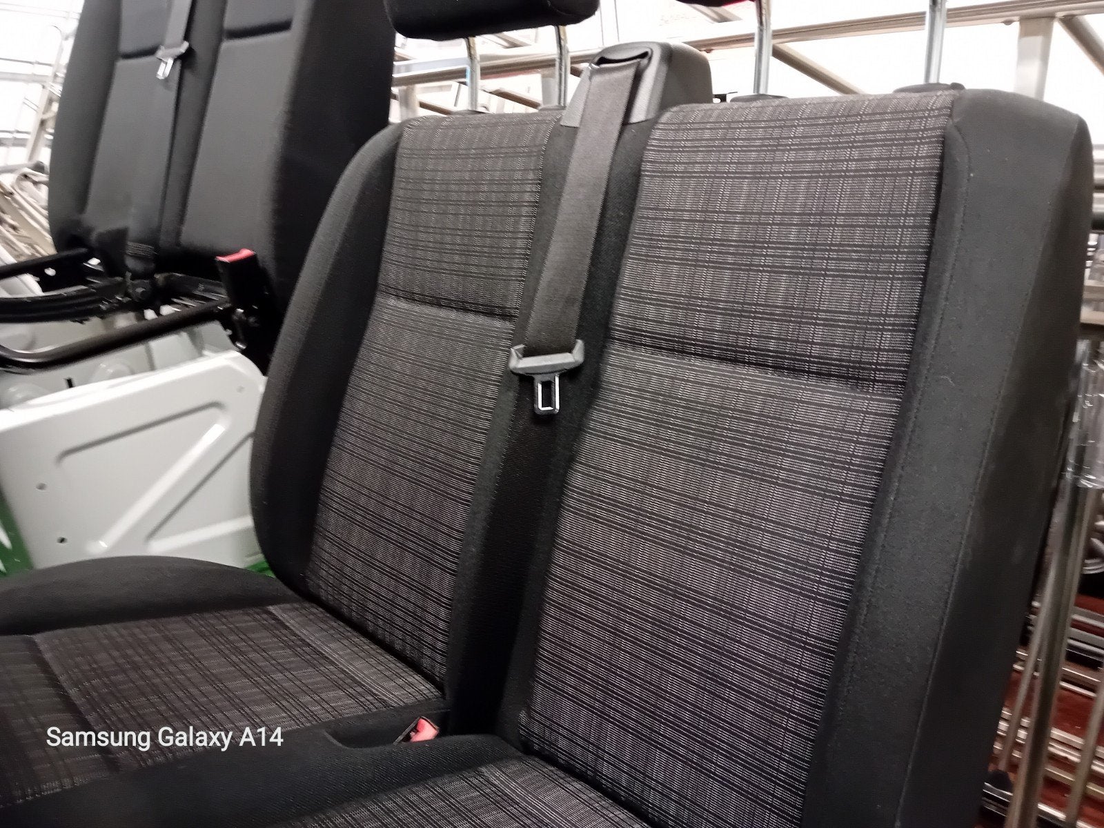 Mercedes vito bank 2014 -2027 alleen bellen 0644845241, Ophalen