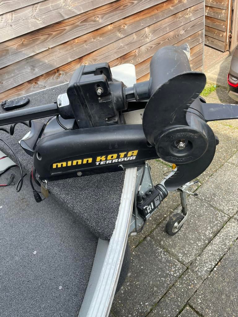 Minn Kota Terrova, Ophalen, Gebruikt, Motor en Techniek