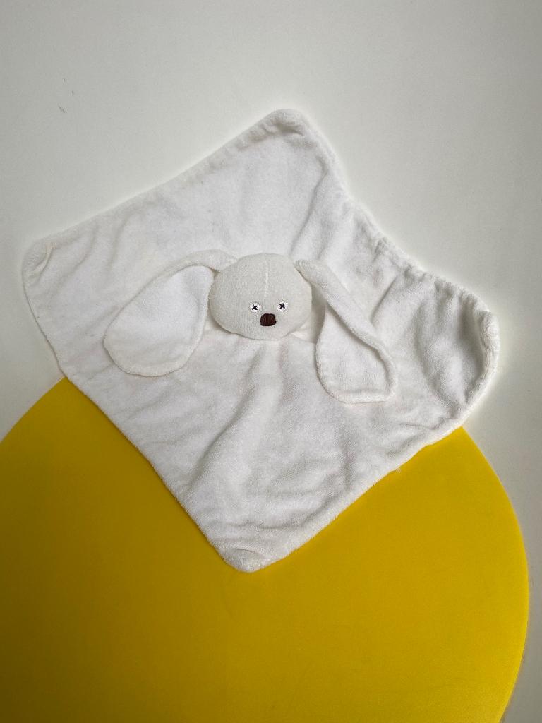 K1338 hema doek doekje konijn kruisogen, Ophalen of Verzenden, Konijn