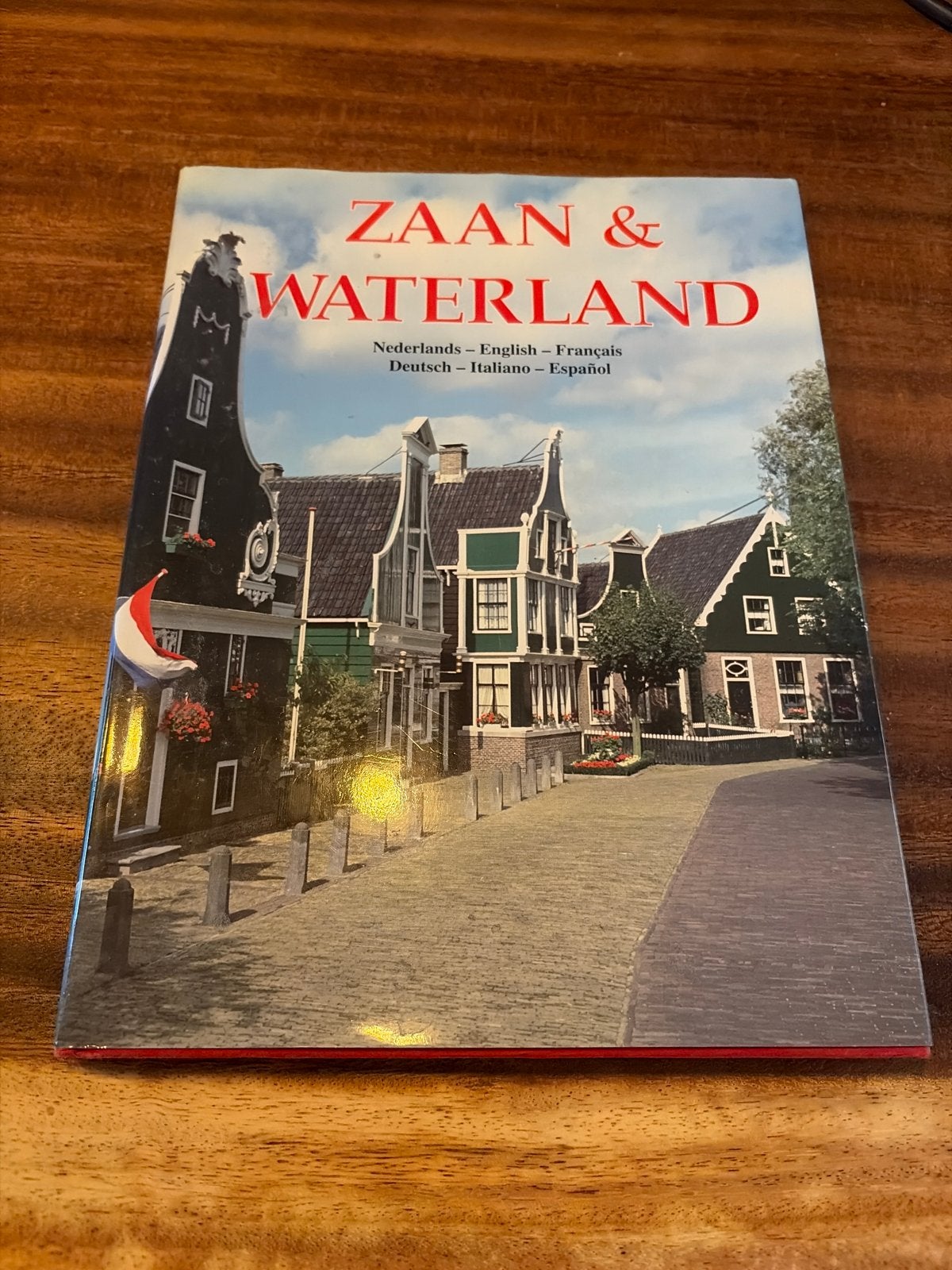 Zaan & Waterland Reisgids Nederlands-Engels-Frans-Duits - V2, Boeken, Europa, Ophalen of Verzenden, Reisgids of -boek, Gelezen