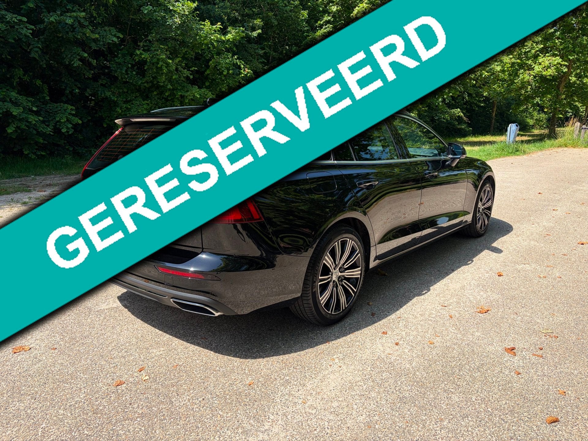 Volvo V60 2.0 T6 Recharge AWD Inscrip. SOH 99% LEER BTW, Automaat, Zwart, 4 cilinders, 1969 cc