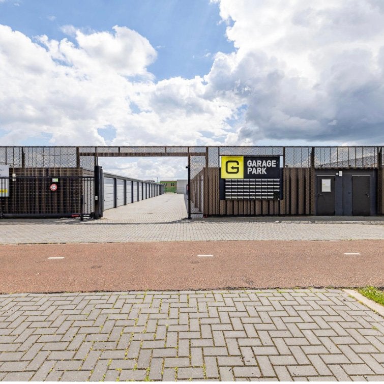 Autobox / opslag te huur 21m² – Groningen (Eemspoort), Groningen