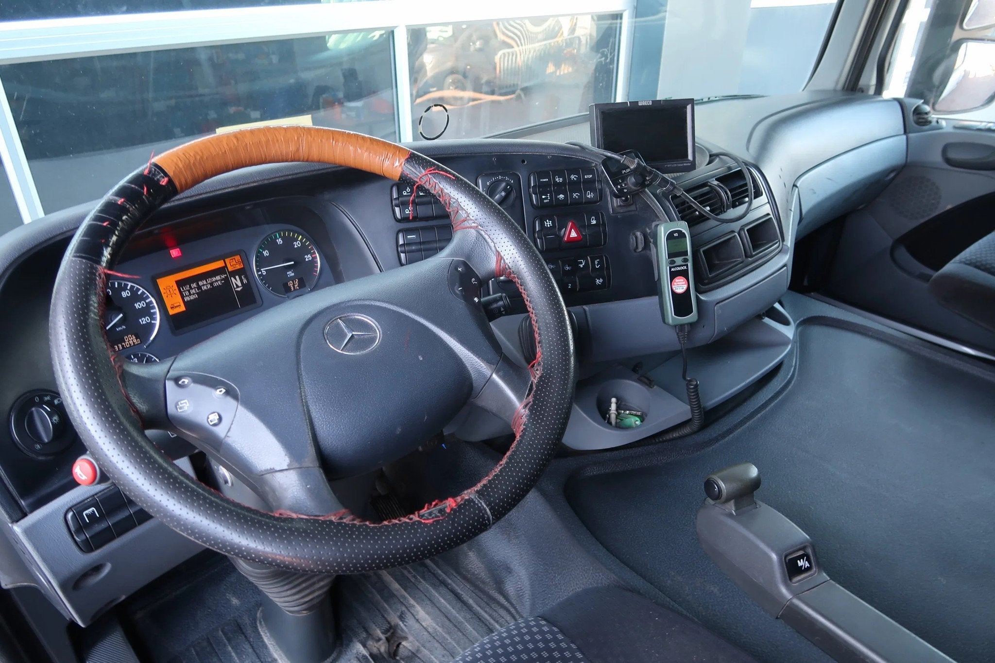 Mercedes-Benz Actros 2532 6X2/ PALFINGER EPSILON CRANE/ 21T, Automaat, Euro 5, Stoelverwarming, 320 pk
