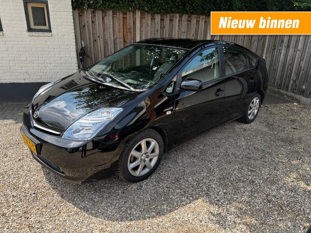 Toyota PRIUS 1.5 VVT-I BNS ED. automaat fullhybride ,cruise,, Auto's, Toyota, 1497 cc, 4 cilinders, Met garantie (alle), Origineel Nederlands