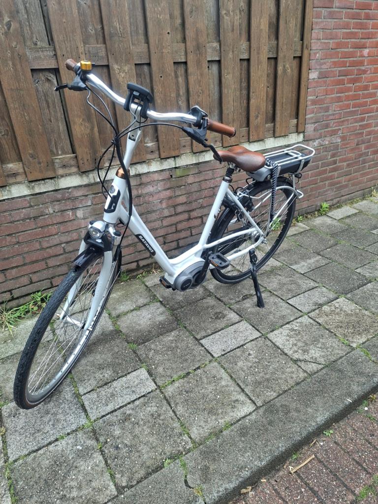 Izgst batavus milano elektrische damesfiets Bosch motor, Fietsen en Brommers, Fietsen | Dames | Sportfietsen en Toerfietsen, Minder dan 10 versnellingen