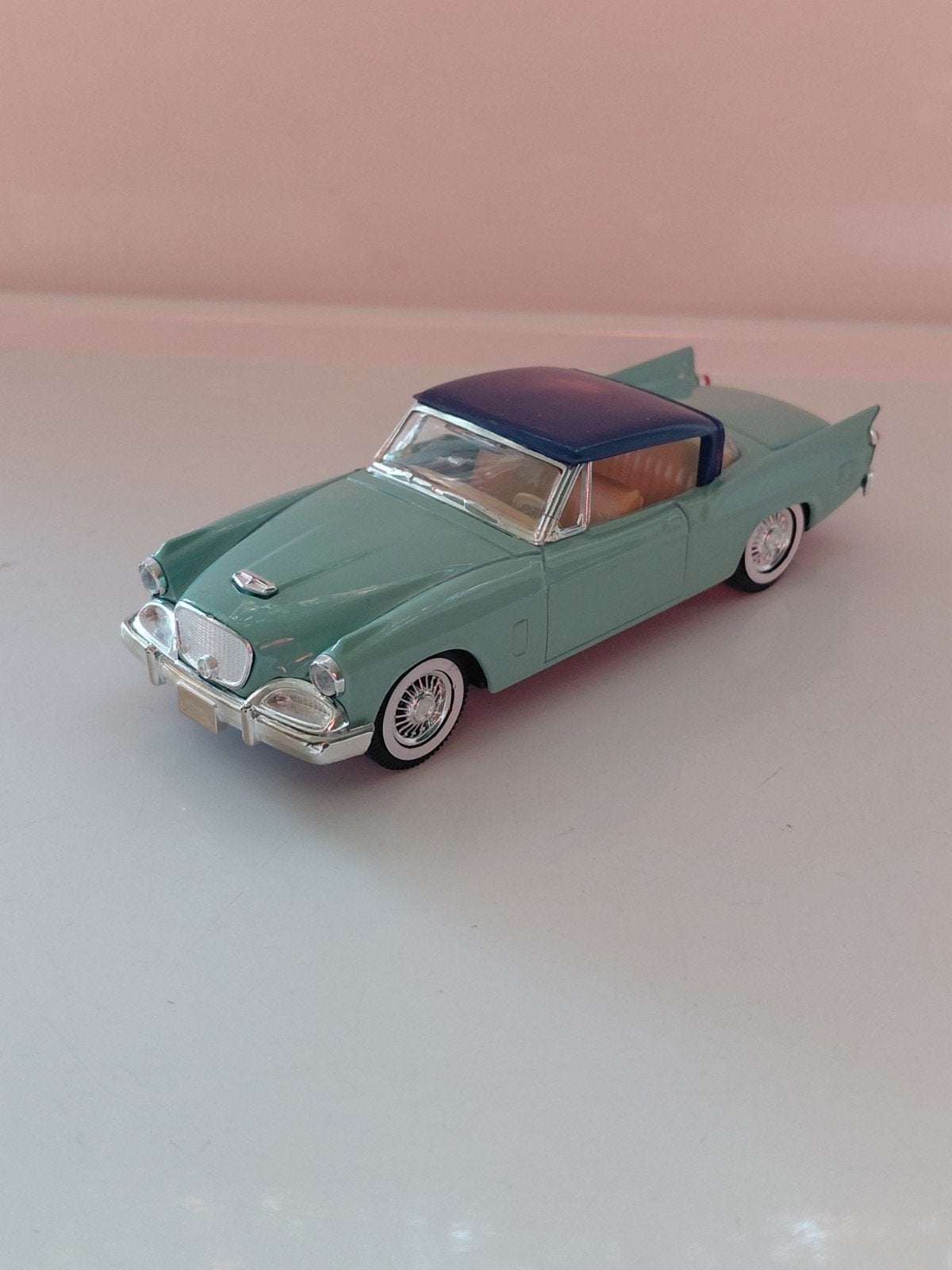 Studebaker Silver Hawk 1/43, Ophalen of Verzenden, Zo goed als nieuw, Auto, Solido