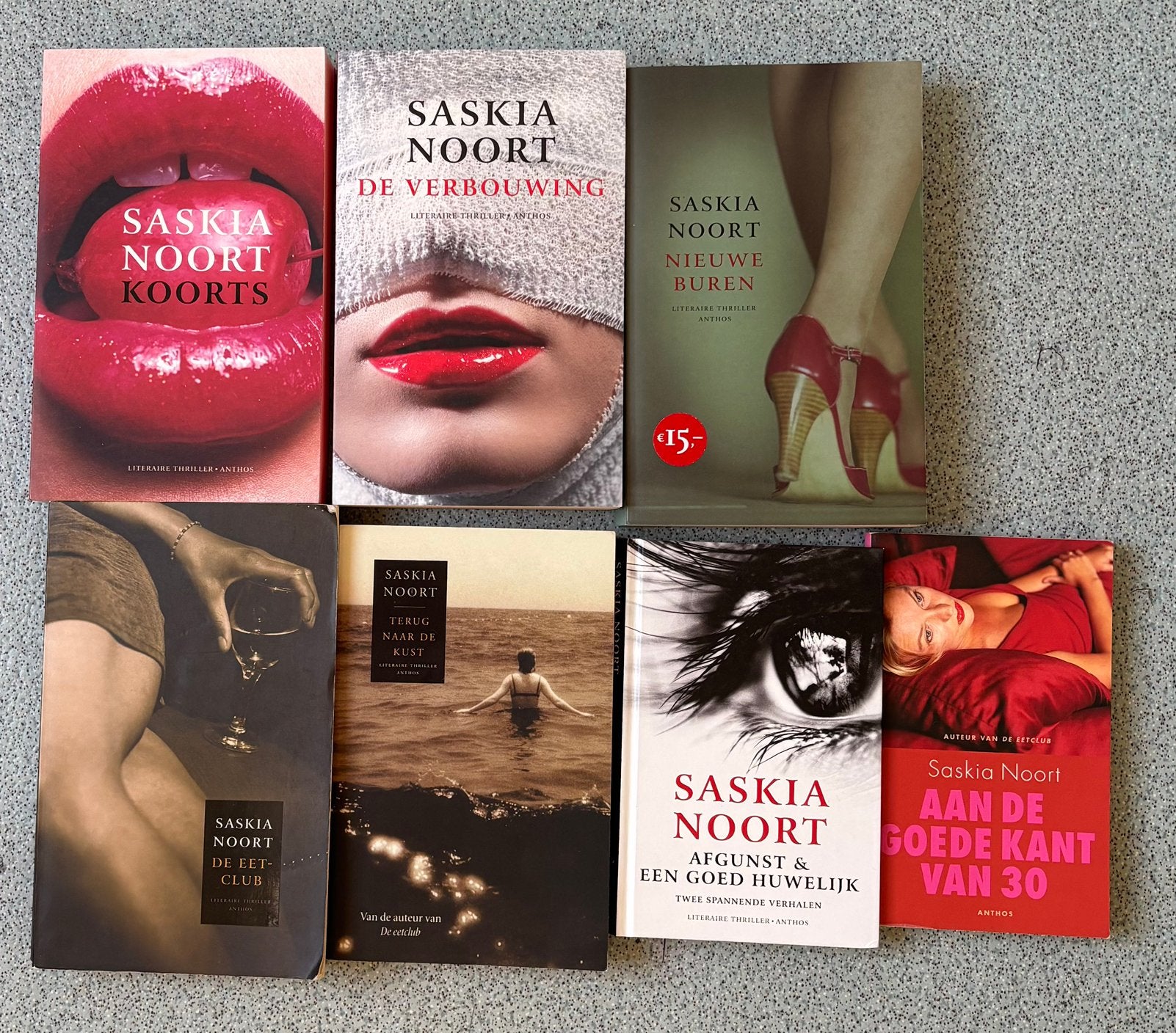 7 boeken van Saskia Noort, Boeken, Thrillers, Zo goed als nieuw, Nederland, Ophalen of Verzenden