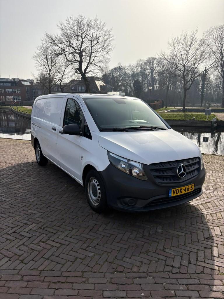 Mercedes-Benz Vito 110CDI K 102pk 320/2500 2020 Wit, Auto's, Bestelauto's, 4 cilinders, Wit, Bedrijf, Start-stop-systeem