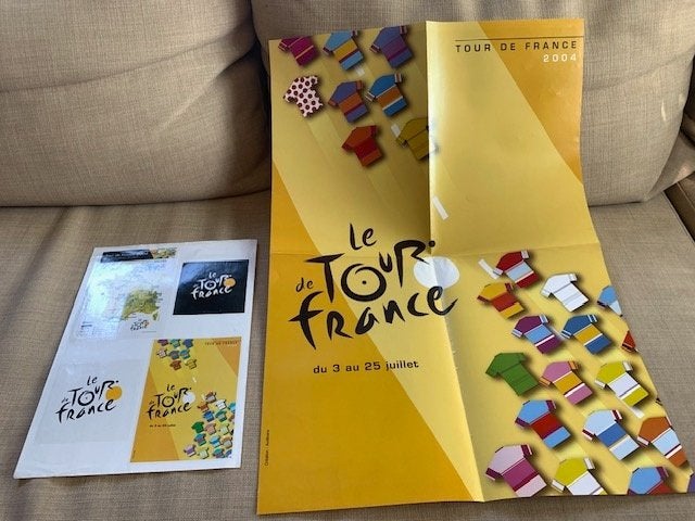 Tour de France 2004 poster + stickervel, Ophalen of Verzenden, Zo goed als nieuw, Overige sporten, Poster, Plaatje of Sticker