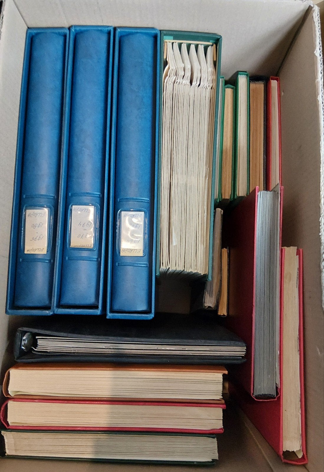 uitzoek doos albums postzegels, Verzenden, Nederland en Buitenland
