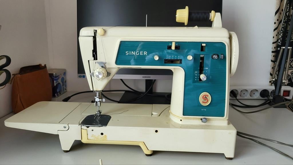 Vintage Singer 677g naaimachine, Ophalen, Gebruikt, Naaimachine, Singer