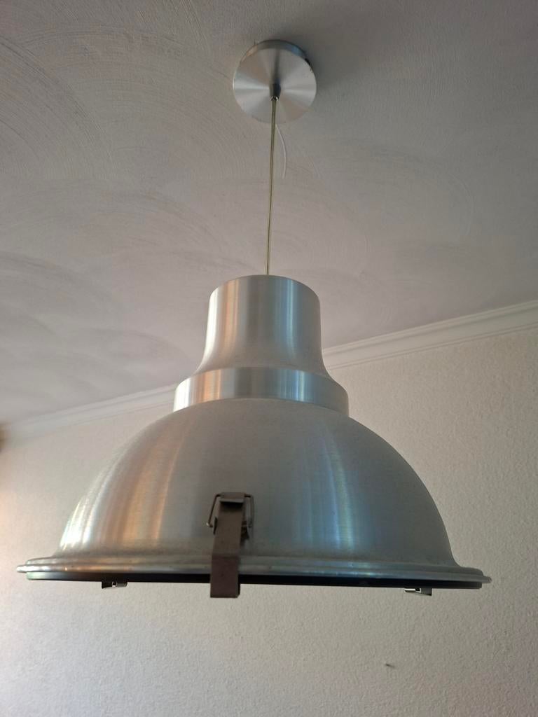 Nijhof hanglamp matzilver, 38cm doorsnede, 30cm hoog, Huis en Inrichting, Lampen | Hanglampen, Ophalen, Gebruikt, Metaal, Minder dan 50 cm