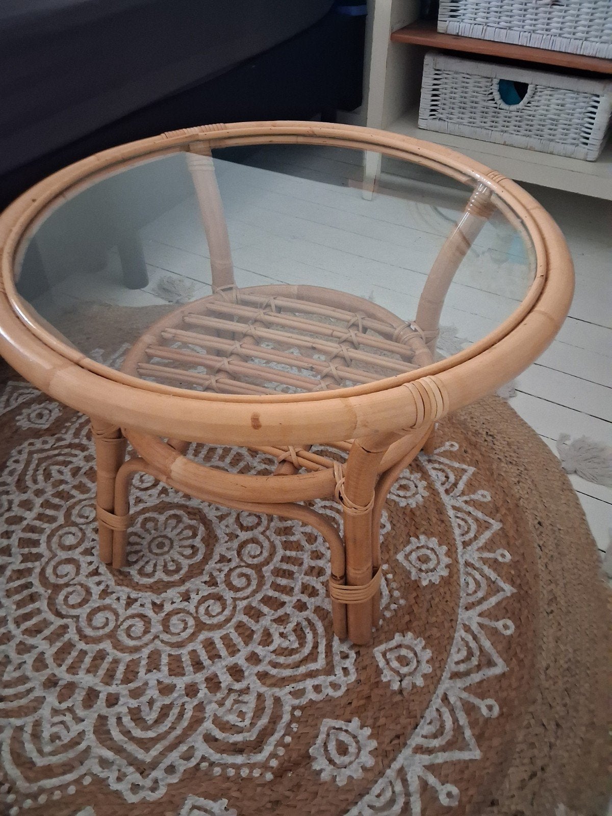 Rotan salontafel met glazen blad - 60 cm doorsnee, Gebruikt, 50 tot 100 cm, Rond, Glas