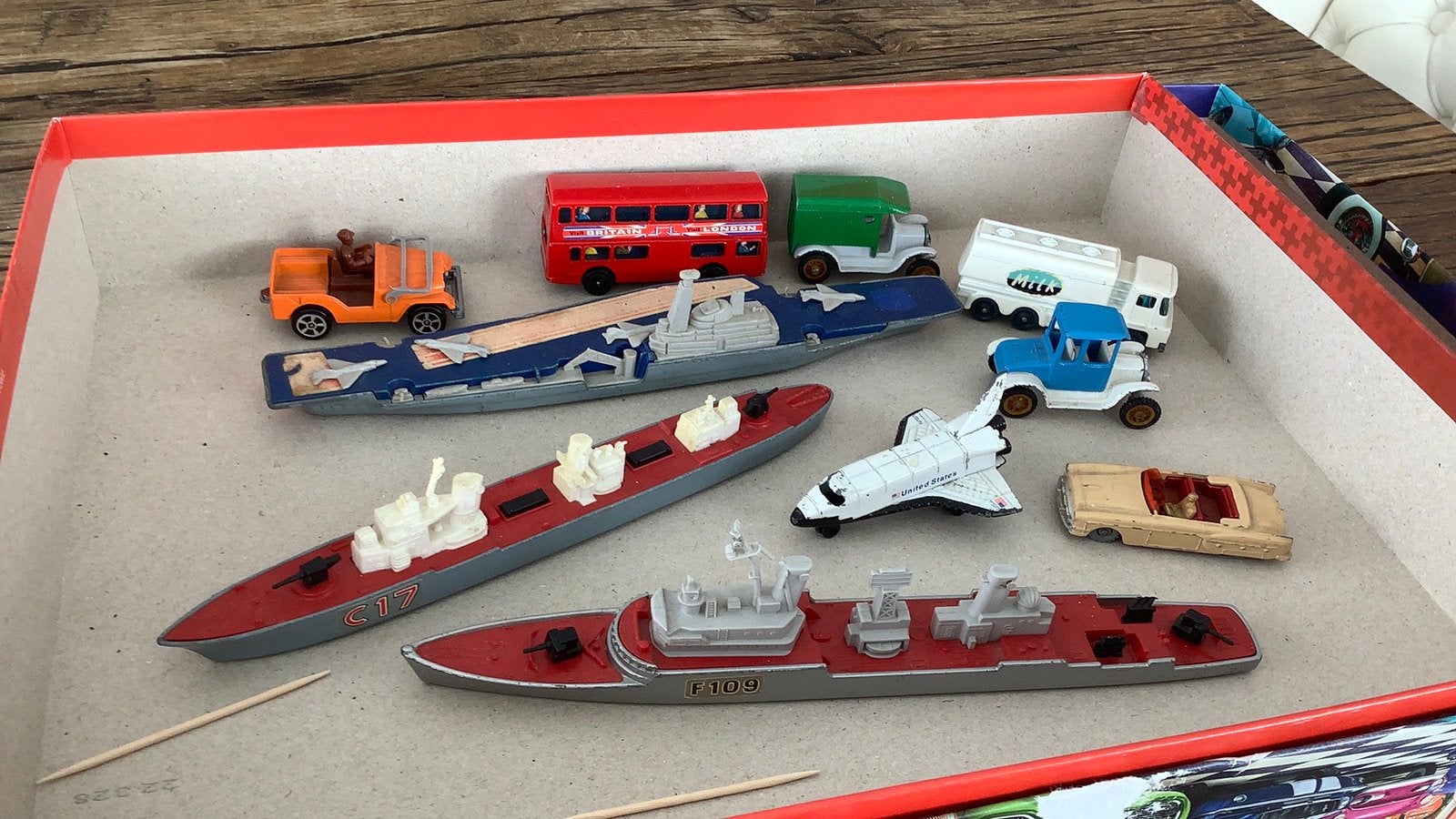 Lotje diverse oude autootjes / bootjes, Ophalen of Verzenden, Gebruikt, Auto
