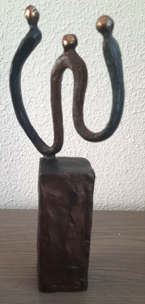 Corry Ammerlaan - Welzijn in verbondenheid, Groep mensen, Minder dan 20 cm, Ophalen of Verzenden, Zwart