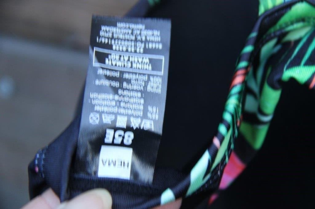 Bikini zwart/ groen mt XL 85E Vaste prijs, Ophalen of Verzenden, Zo goed als nieuw, Zwart, Bikini