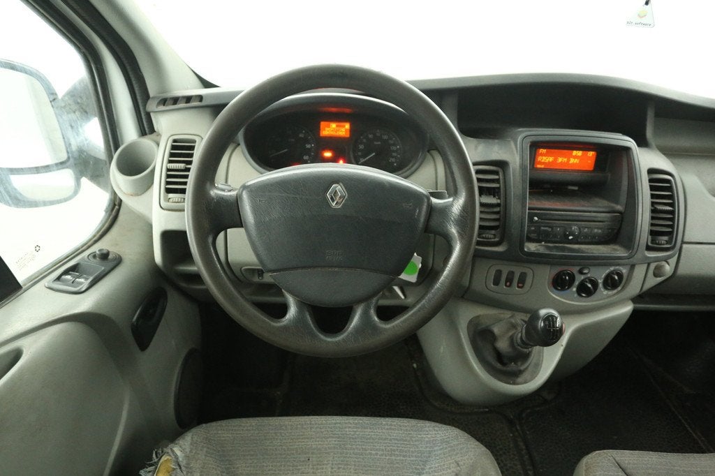 Renault Trafic 2.0 dCi L2H1 | 3 Zits | Trekhaak | Imperiaal, Auto's, Euro 5, Stof, 4 cilinders, 2000 kg