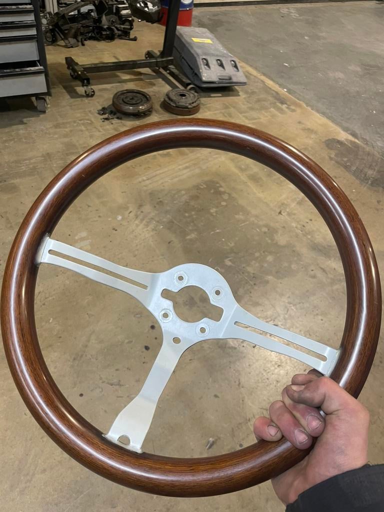 Klassieke momo stuur uit alfa romeo, Ophalen of Verzenden, Gereviseerd, Alfa Romeo