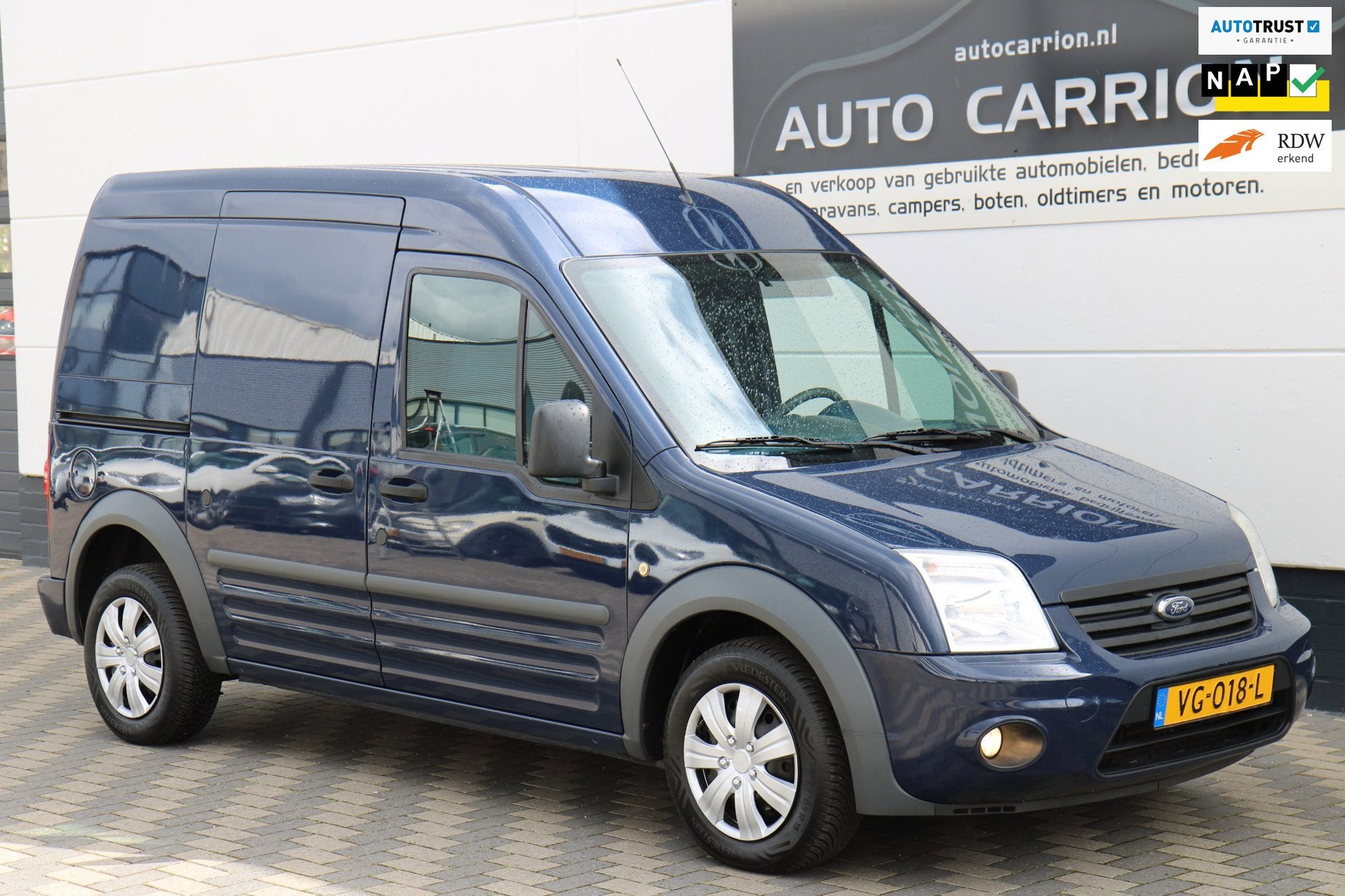 Ford Transit Connect T230L 1.8 TDCi MARGE Distr. Vervangen !, Auto's, Bestelauto's, Voorwielaandrijving, Euro 5, Stof, Gebruikt