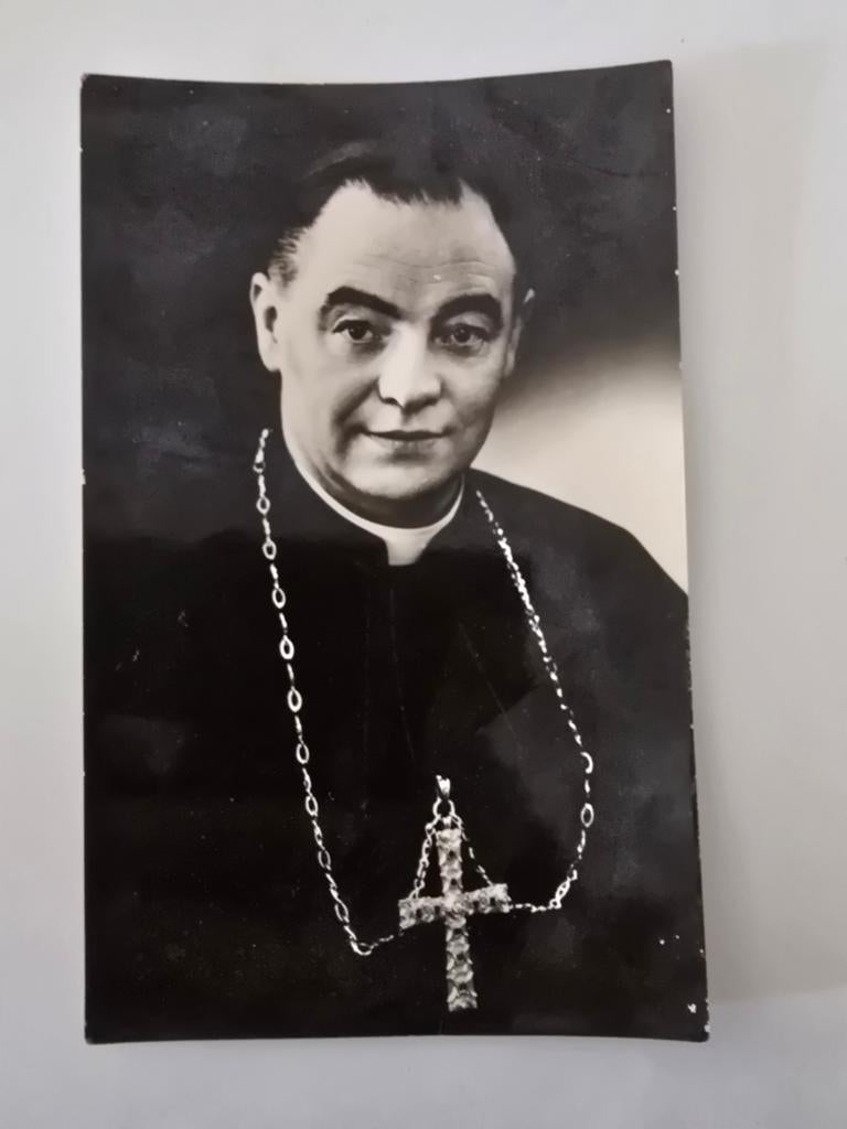 Foto Monseigneur Bekkers, Bisschop van Den Bosch, Verzamelen, Ophalen of Verzenden