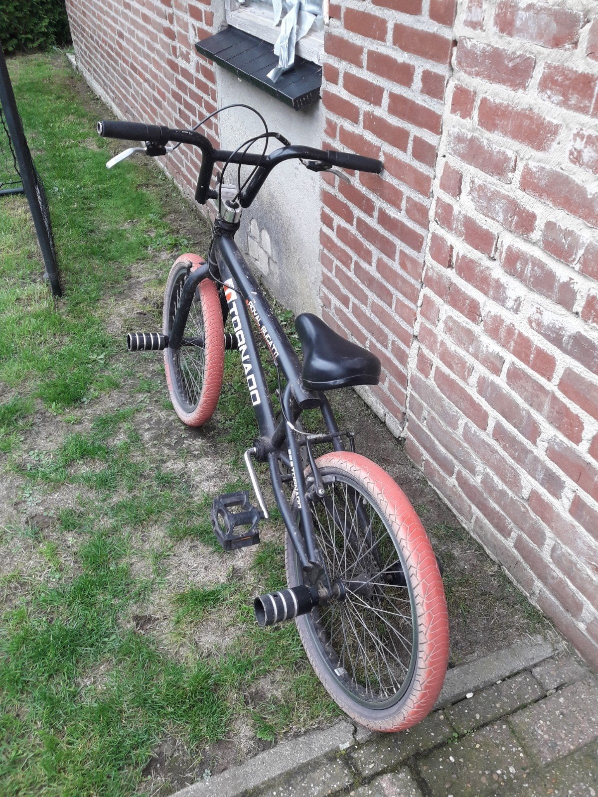 BMX Royal Bugatti Tornado met gebruikerssporen, Ophalen, Gebruikt, Staal, Velgrem