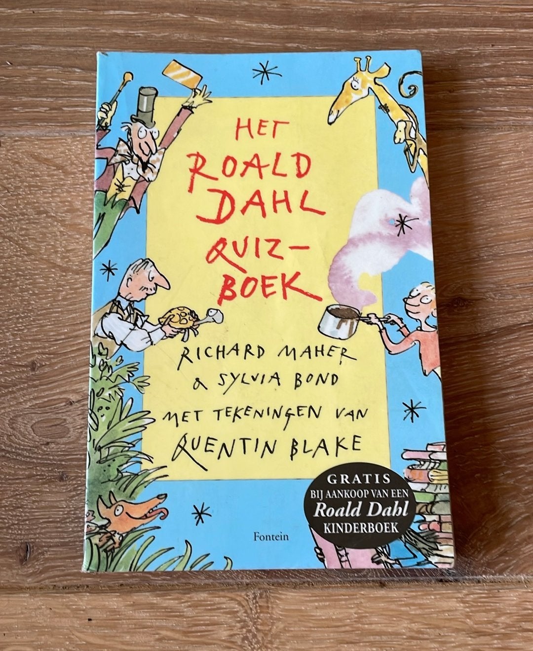 R. Maher - Het Roald Dahl quizboek, Ophalen of Verzenden, Zo goed als nieuw, R. Maher