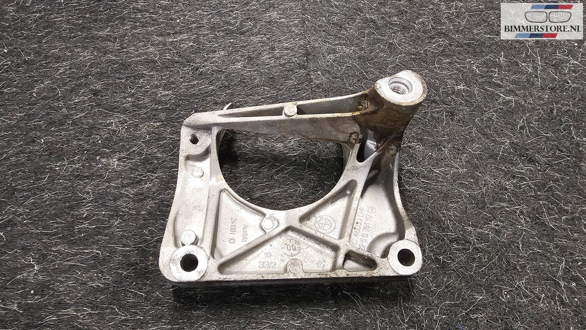 Motorsteun bracket links BMW 5 / 6 serie E60 E61 E63 E64 +LC, Gebruikt, -, -, Ophalen of Verzenden