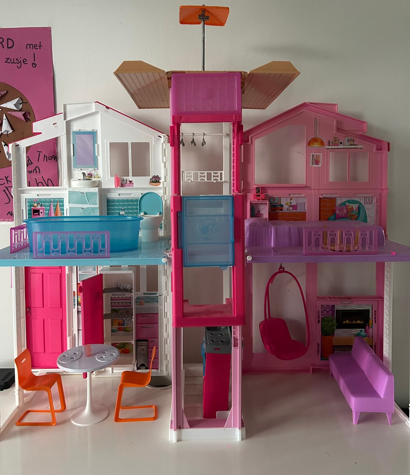 Barbie Malibu huis met 3 verdiepingen, Ophalen, Gebruikt, Poppenhuis