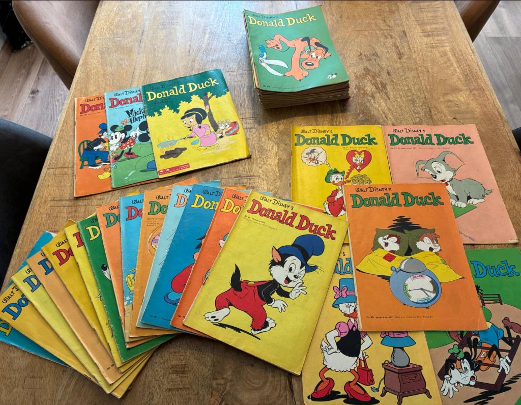 Donald Duck, Boeken, Stripboeken, Gelezen, Walt Disney, Ophalen of Verzenden, Meerdere stripboeken