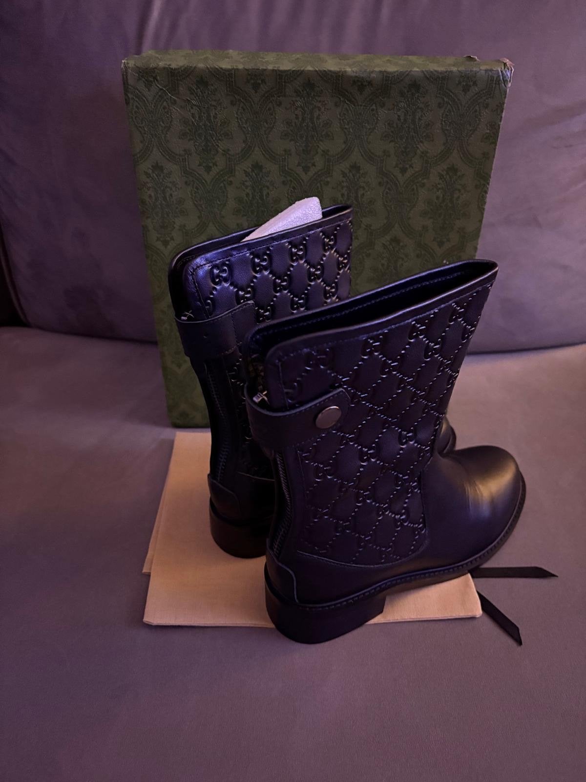 Gucci GG Matelassé Leren Laarzen, Kleding | Dames, Schoenen, Ophalen of Verzenden, Zo goed als nieuw, Zwart, Lage of Enkellaarzen