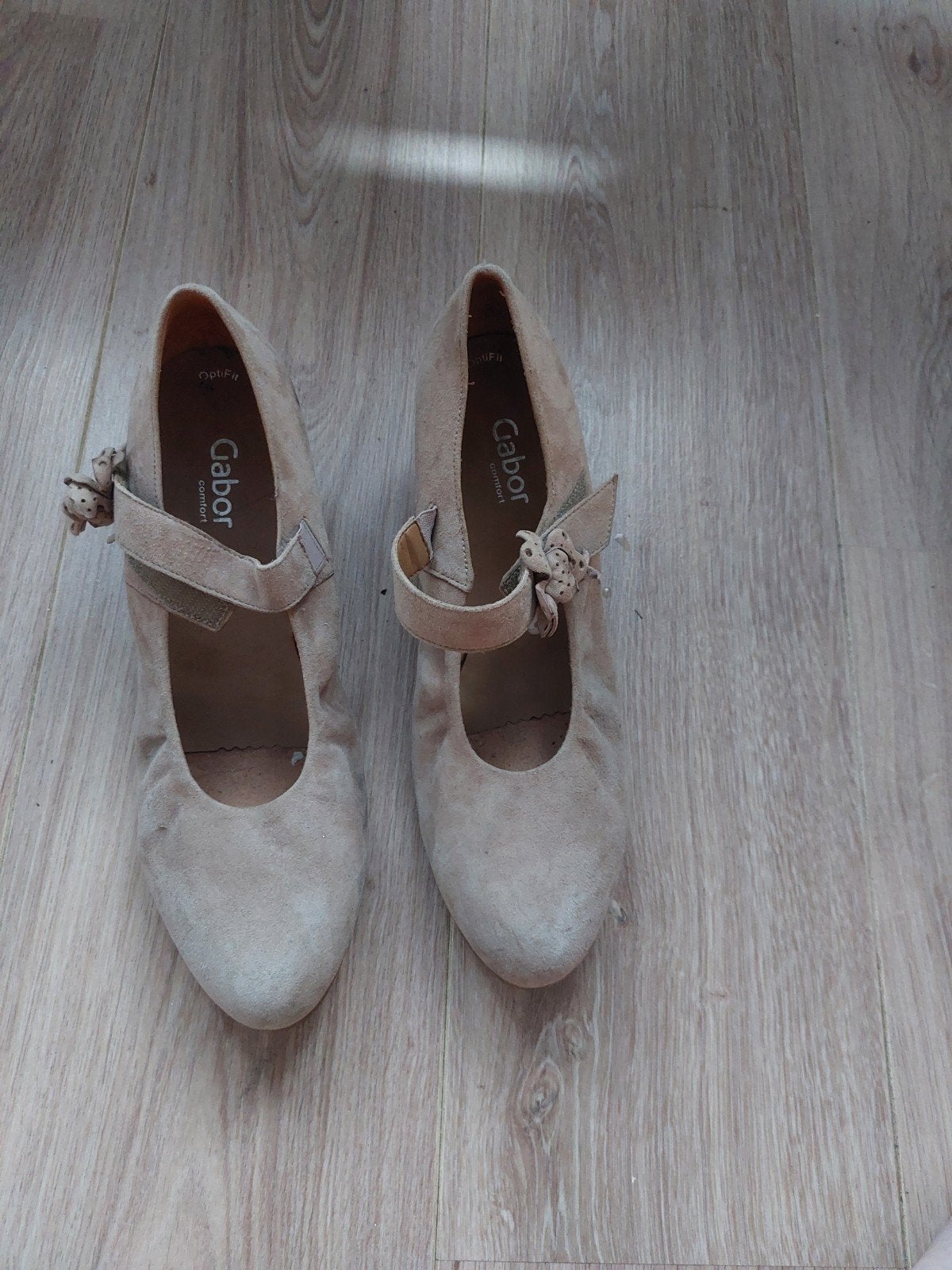 Gabor pumps maat 43 - beige, Kleding | Dames, Pumps, Beige, Gabor, Ophalen of Verzenden