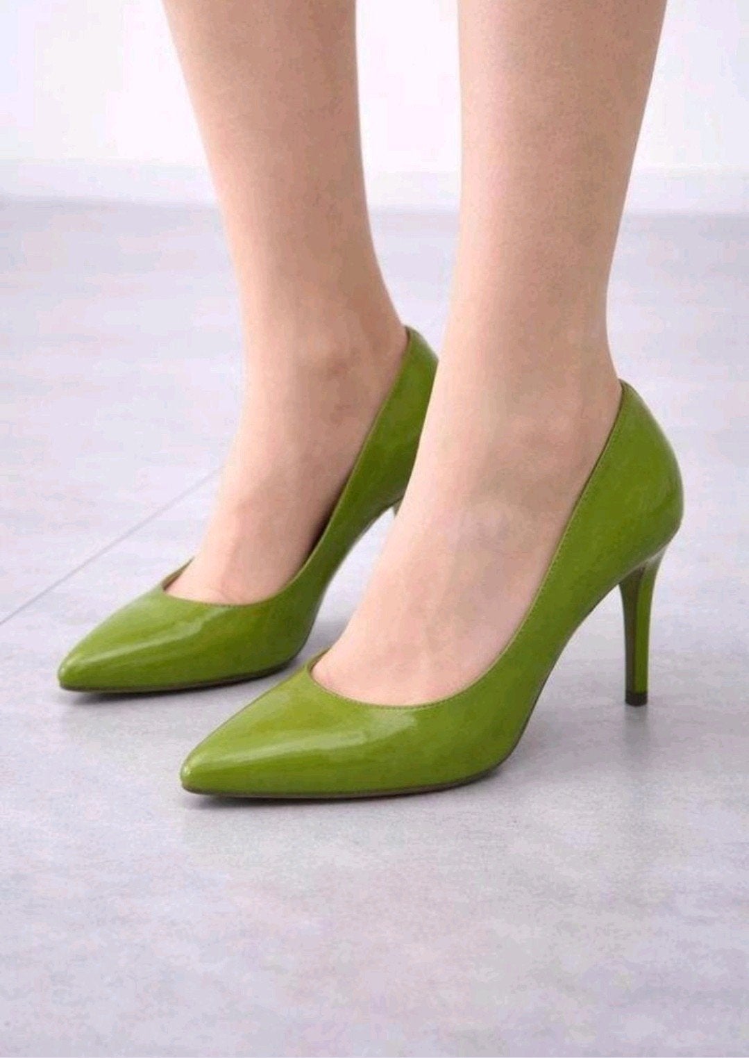 groene pumps maat 38
Cellini Groene Lakleren Pumps – Maat 38, Pumps, Cellini, Ophalen of Verzenden, Zo goed als nieuw