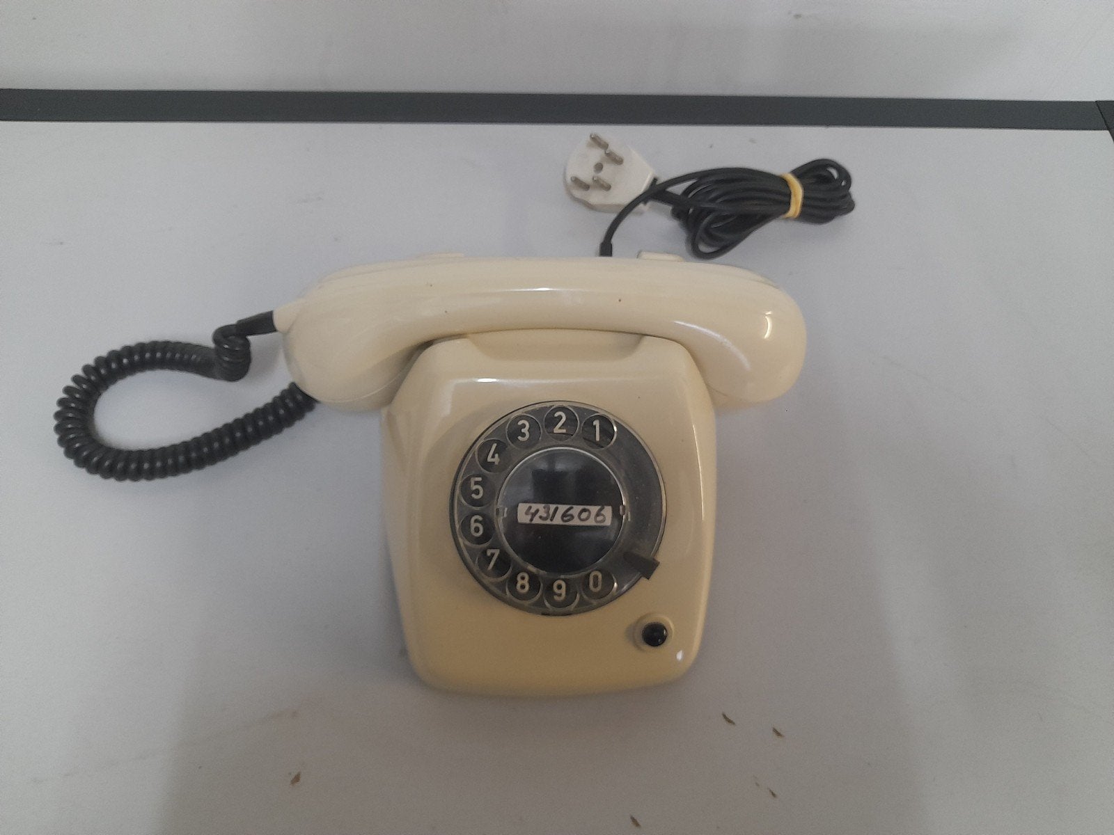 PTT T65 draaischijf telefoon de luxe ivoor, Ophalen of Verzenden, Gebruikt, Met draaischijf