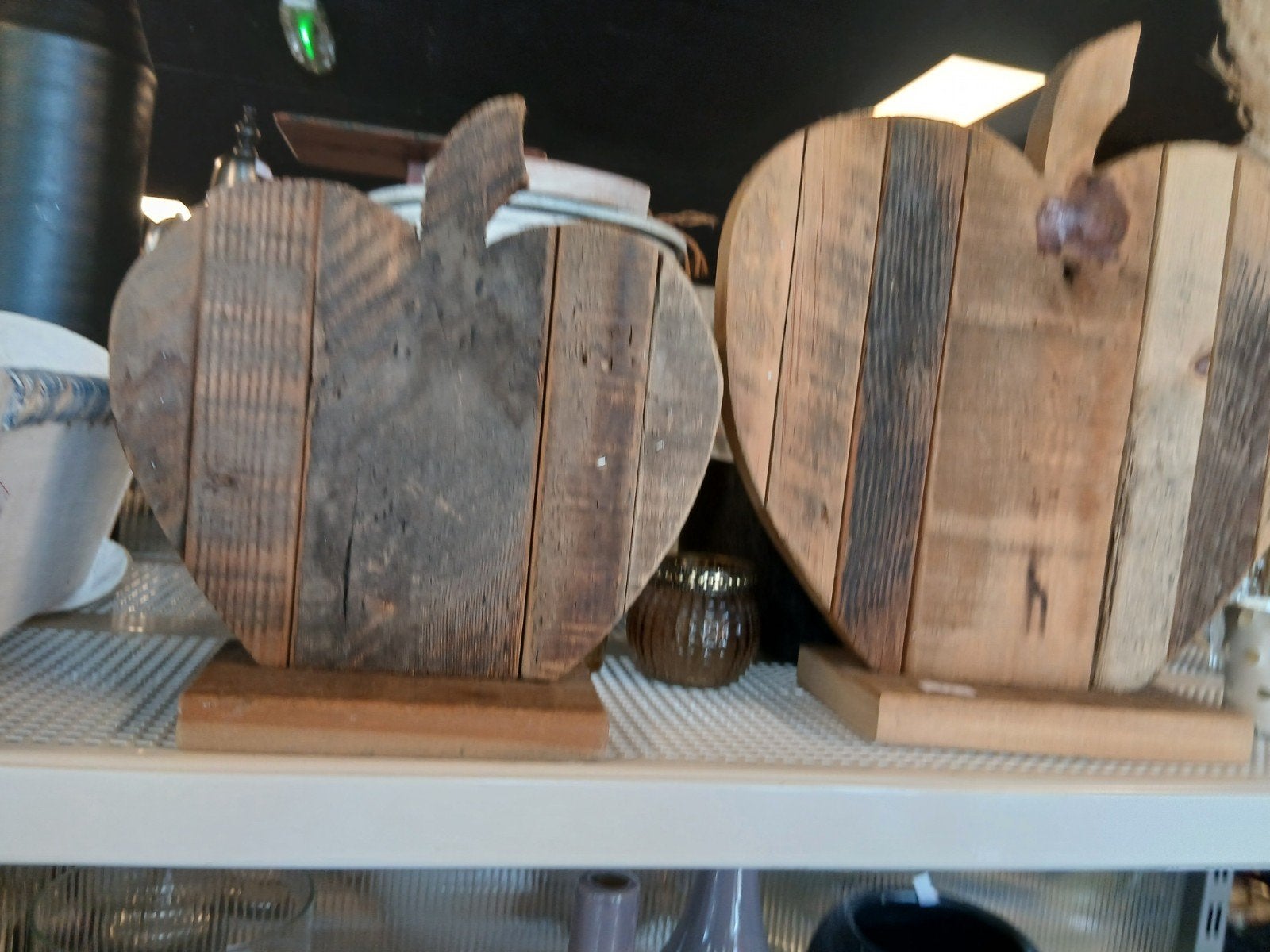 Decoratieve houten appels van gerecycled hout, Ophalen