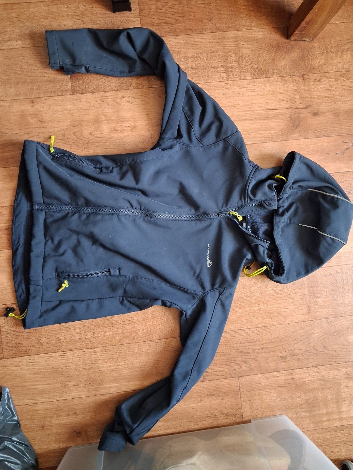 Mountain Peak Softshell Jas Maat 140, Ophalen