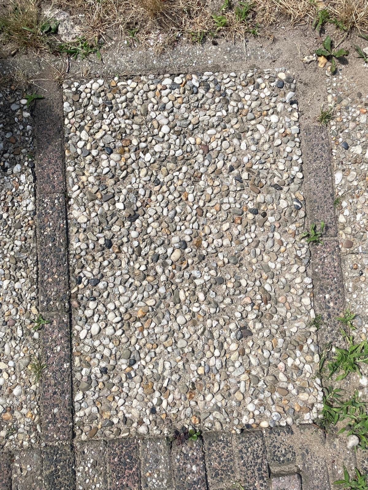 Gratis Grindtegels 40x60cm - 43 stuks, Ophalen, Gebruikt, 10 m² of meer, Grind