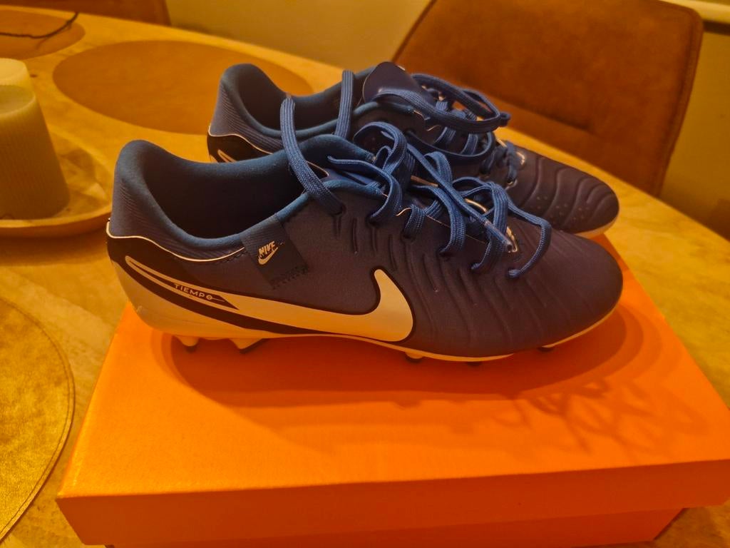 Nike Tiempo Legend 10 Academy FG/MG Voetbalschoenen, Maat XS of kleiner, Ophalen of Verzenden, Nieuw, Schoenen