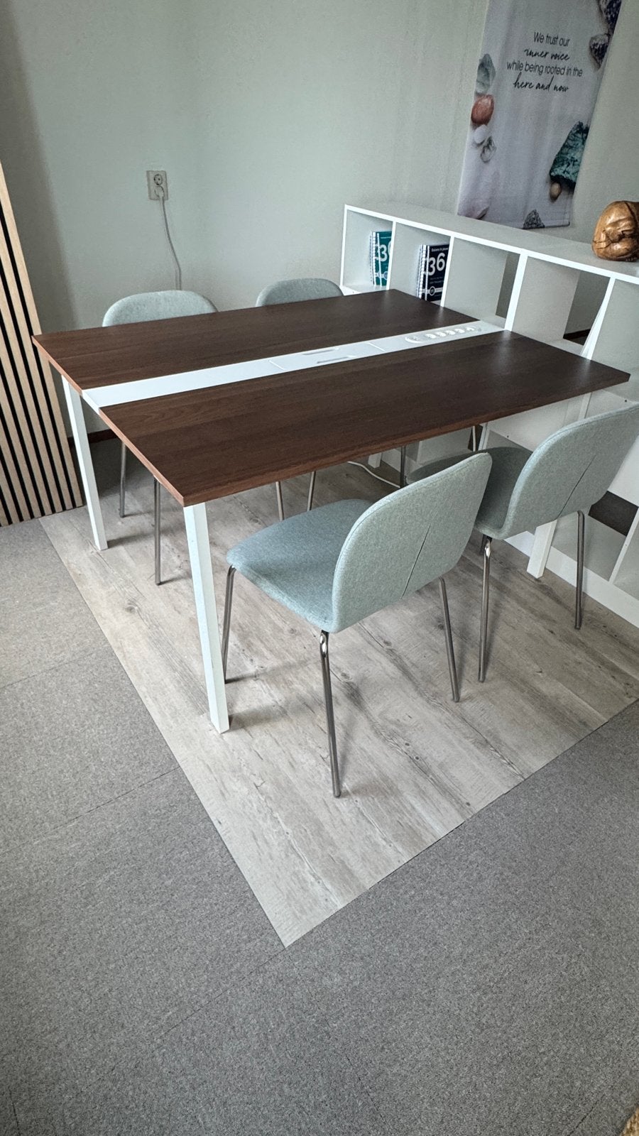 Ikea EKET Bureau- en vergadertafel met 4 stoelen, Werkplek, Ophalen, Gebruikt, Bureau