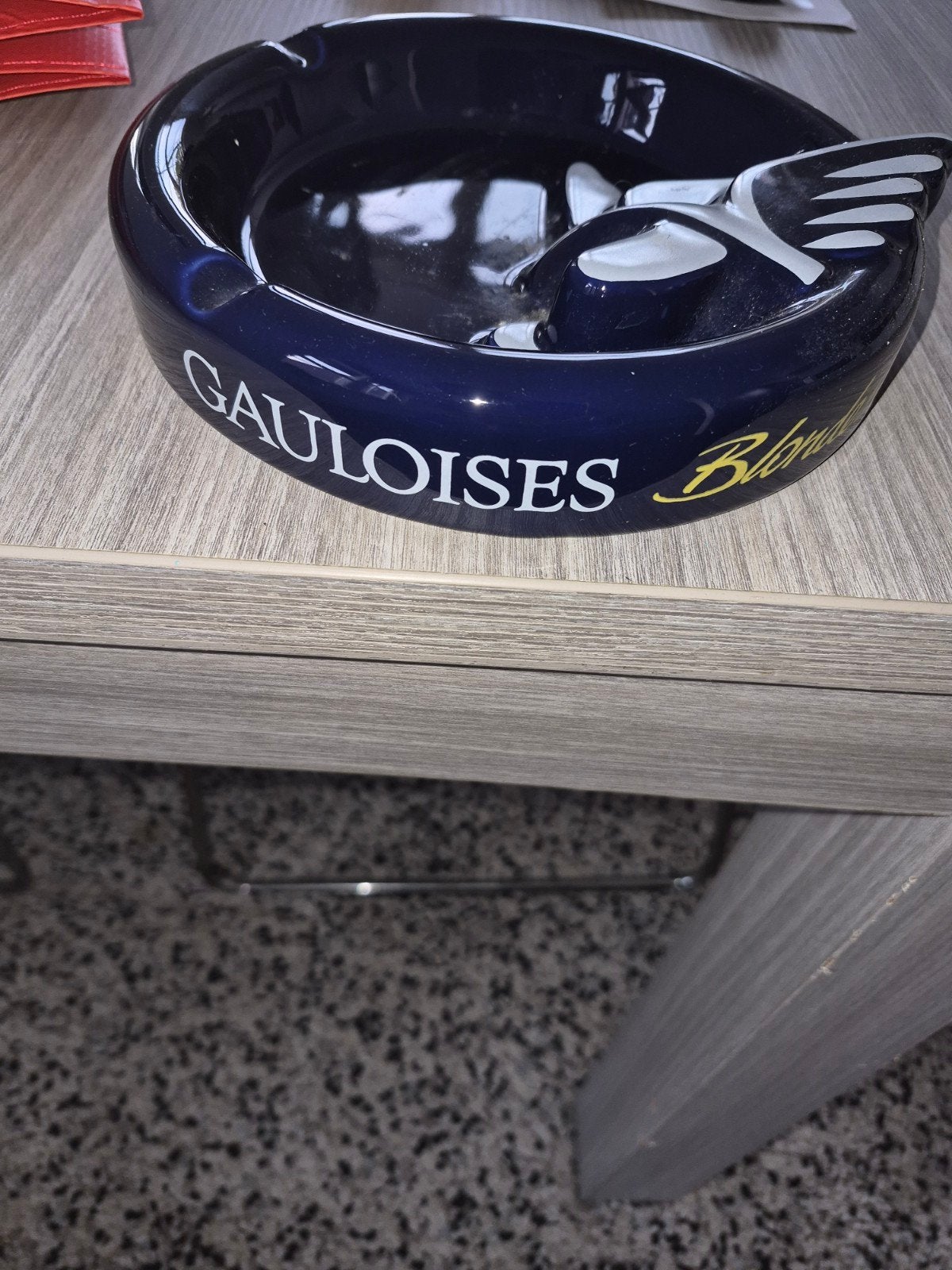 Gauloises asbak - Vintage verzamelobject, Ophalen of Verzenden, Zo goed als nieuw, Gebruiksvoorwerp